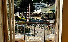 Ferienwohnung mit Balkon und Seeblick